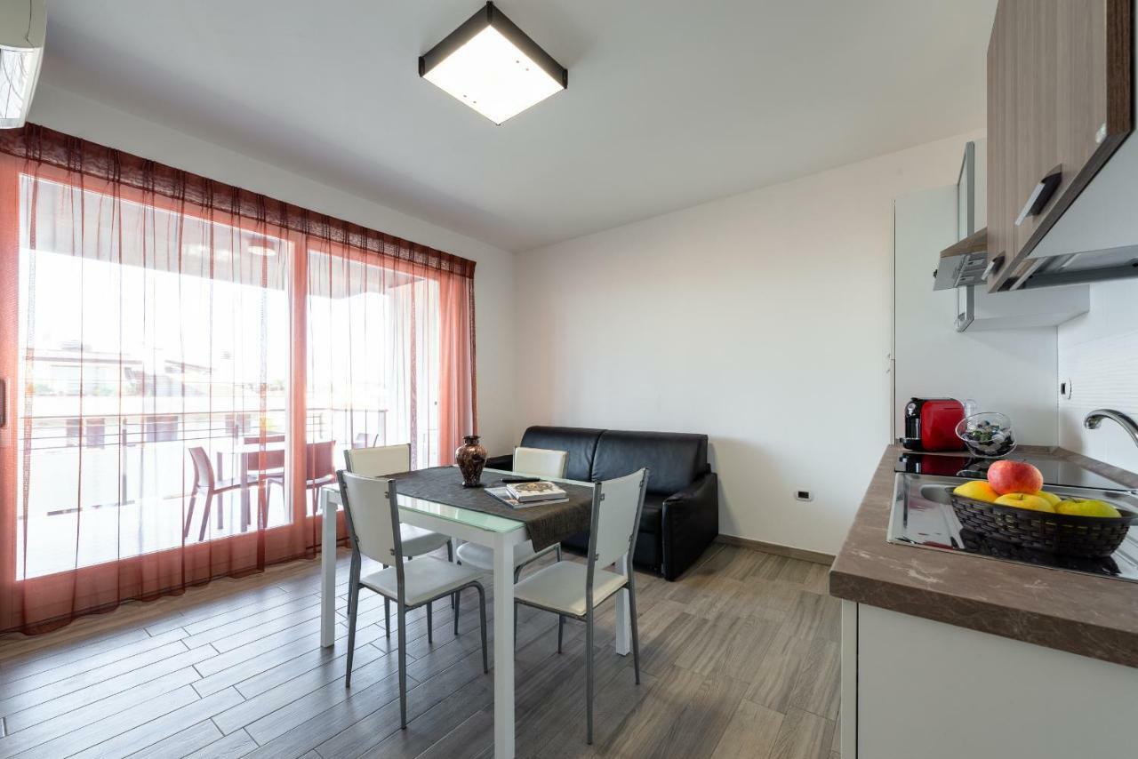 Boca Marina Aparthotel Alba Adriatica Exterior photo