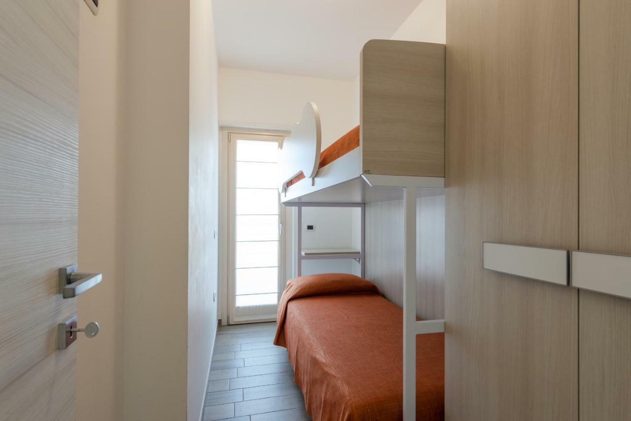 Boca Marina Aparthotel Alba Adriatica Exterior photo